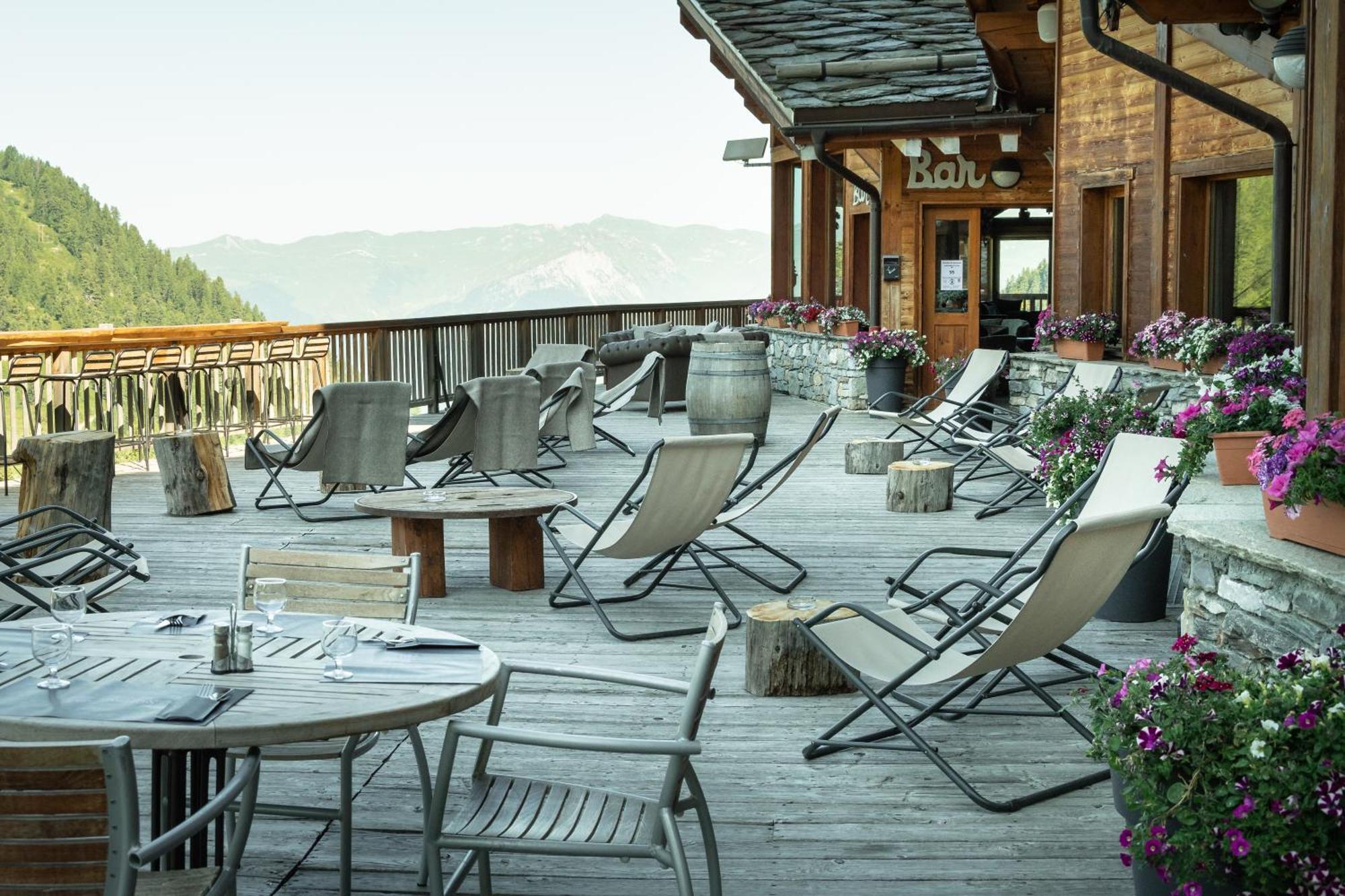 Hotel Carlina By Les Etincelles La Plagne Exterior foto